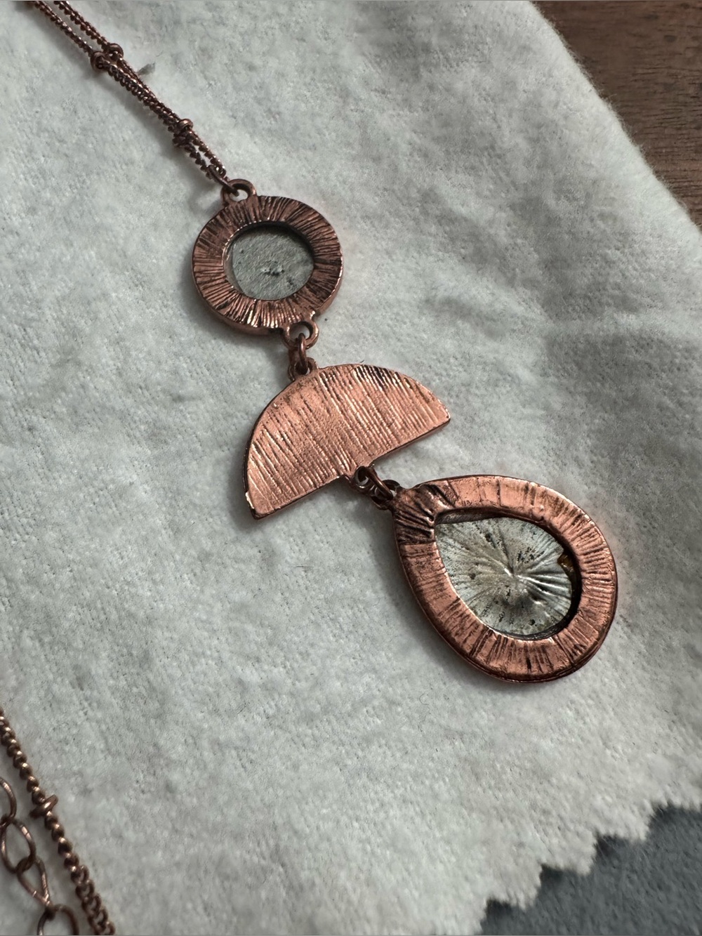 Kendra Scott Copper/Silver Toned Patina Dangle Necklace *READ* - Picture 4 of 10